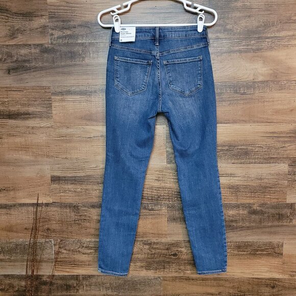 Old Navy Jeans Size 0 Rockstar Super Skinny High Rise Tummy Control Ripped NWT - Picture 2 of 10